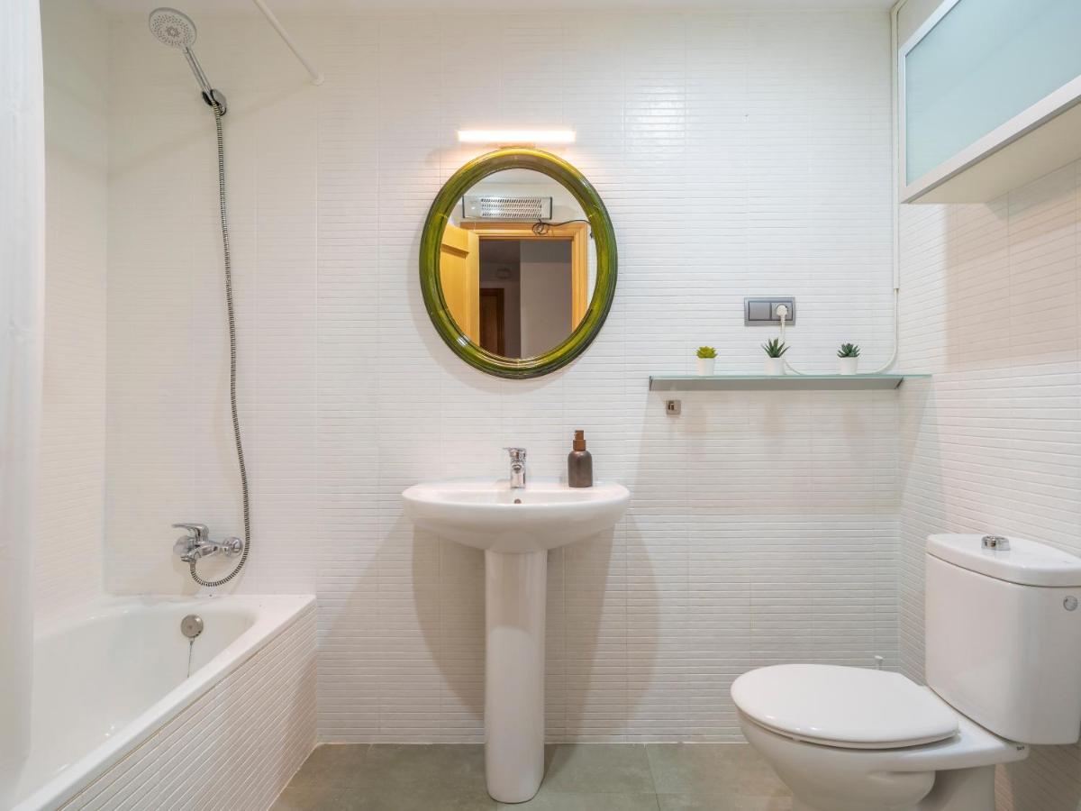 Sanders Uptown - Cute One-Bedroom Apartment Near City Center Málaga Eksteriør billede